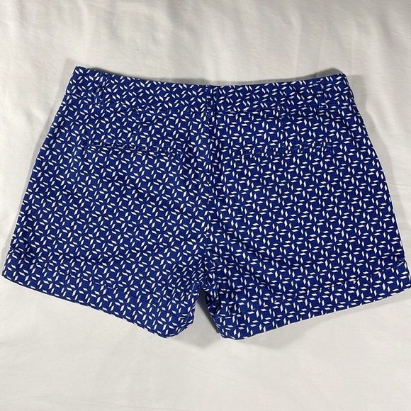 Banana Republic womens cobalt blue geometric cotton 3" inseam shorts - size 4 - Picture 3 of 10
